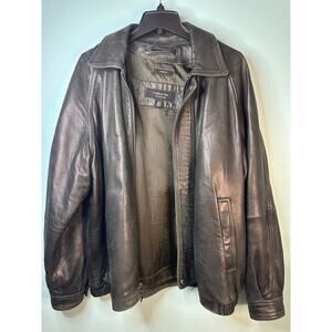 Vintage Claiborne Outerwear men's black leather lambskin jacket super soft Large